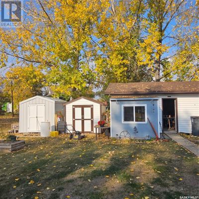 200 Forget St, House other with 4 bedrooms, 3 bathrooms and null parking in Stoughton SK | Image 2