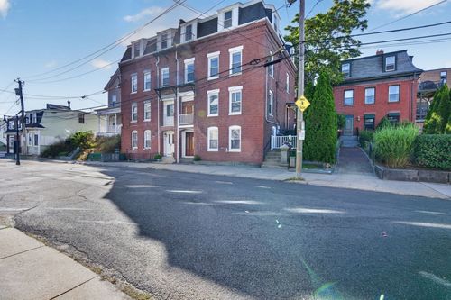 21 Parker St, Boston, MA, 02129-1208 | Card Image