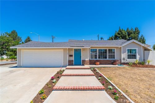 2127 W Sunrise Ave, Anaheim, CA, 92801 | Card Image