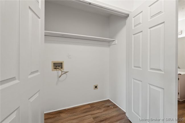 207 Colonial Club Dr, Condo with 2 bedrooms, 2 bathrooms and null parking in New Albany IN | Image 28