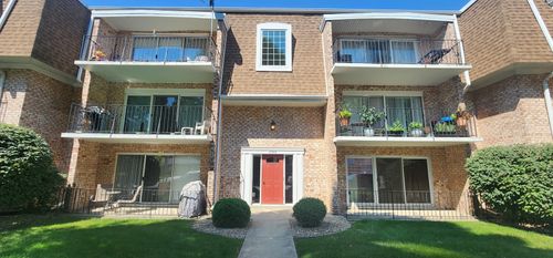 apt-a-8704 Mobile Ave, Oak Lawn, IL, 60453-1153 | Card Image