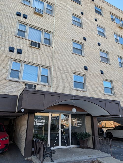 4l-8245 Belmont Ave, River Grove, IL, 60171-1049 | Card Image