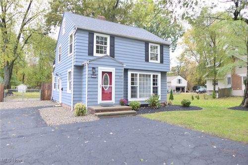 4530 Clague Rd, North Olmsted, OH, 44070-2314 | Card Image