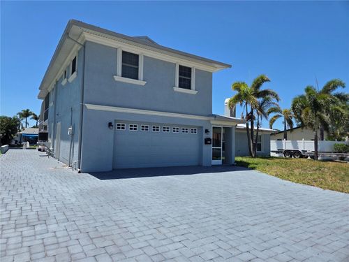 1416 49th Ave Ne, ST PETERSBURG, FL, 33703-4122 | Card Image