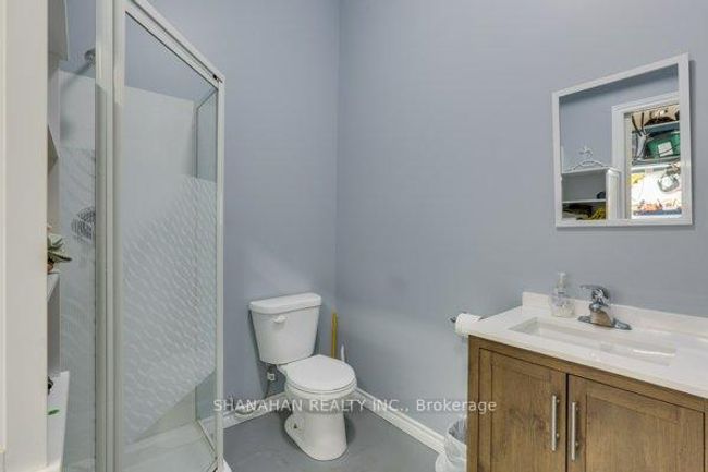 5271 Nauvoo Rd, Home with 0 bedrooms, 2 bathrooms and 10 parking in Warwick ON | Image 23
