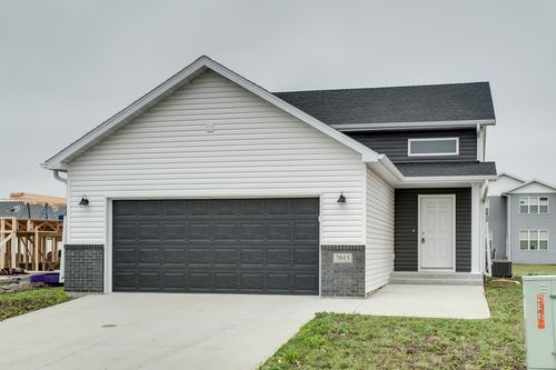 7015 Benji Ln, Horace, ND, 58047-2822 | Card Image