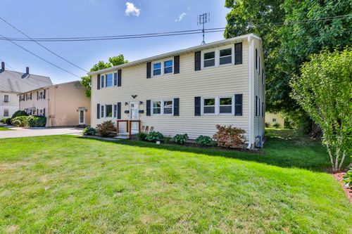 13 Spalding St, Nashua, NH, 03060-4738 | Card Image