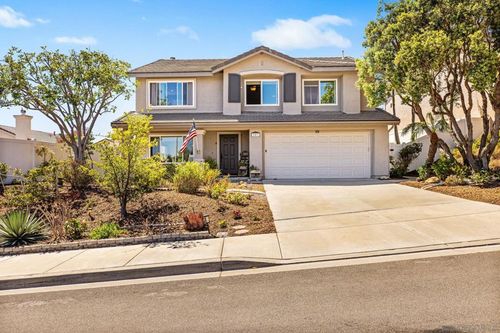 301 Arlington Dr, Oceanside, CA, 92057 | Card Image