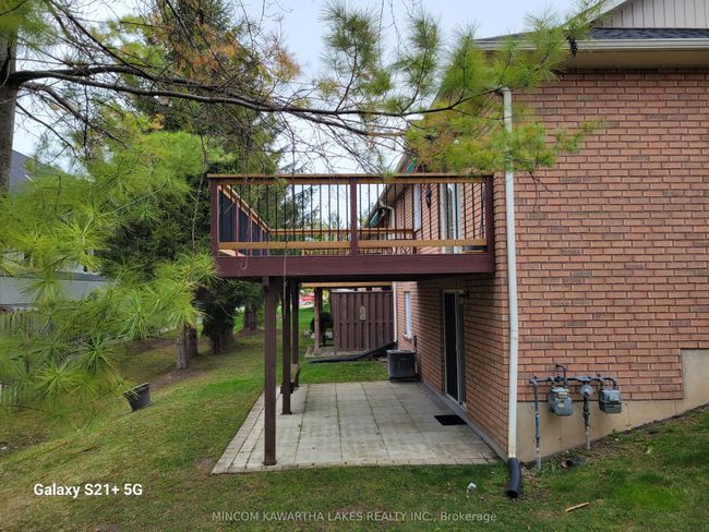 7 Village Cres, Condo with 3 bedrooms, 3 bathrooms and 1 parking in Peterborough ON | Image 29