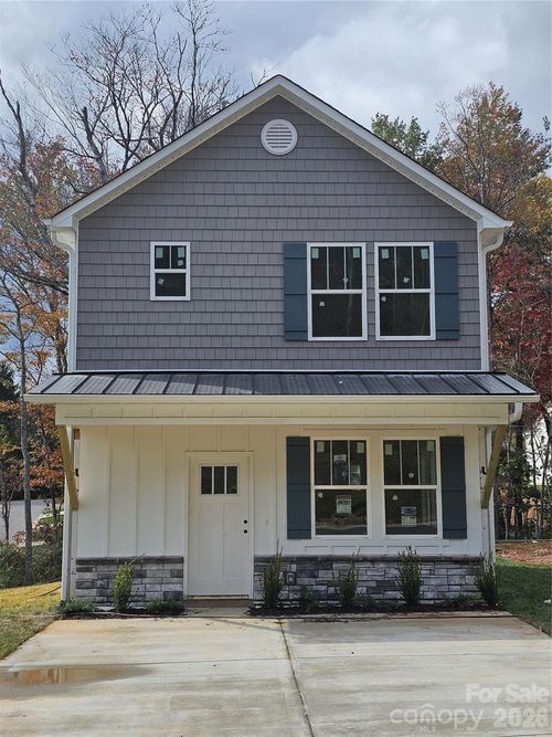 224 Slade Ln, Black Mountain, NC, 28711-0860 | Card Image