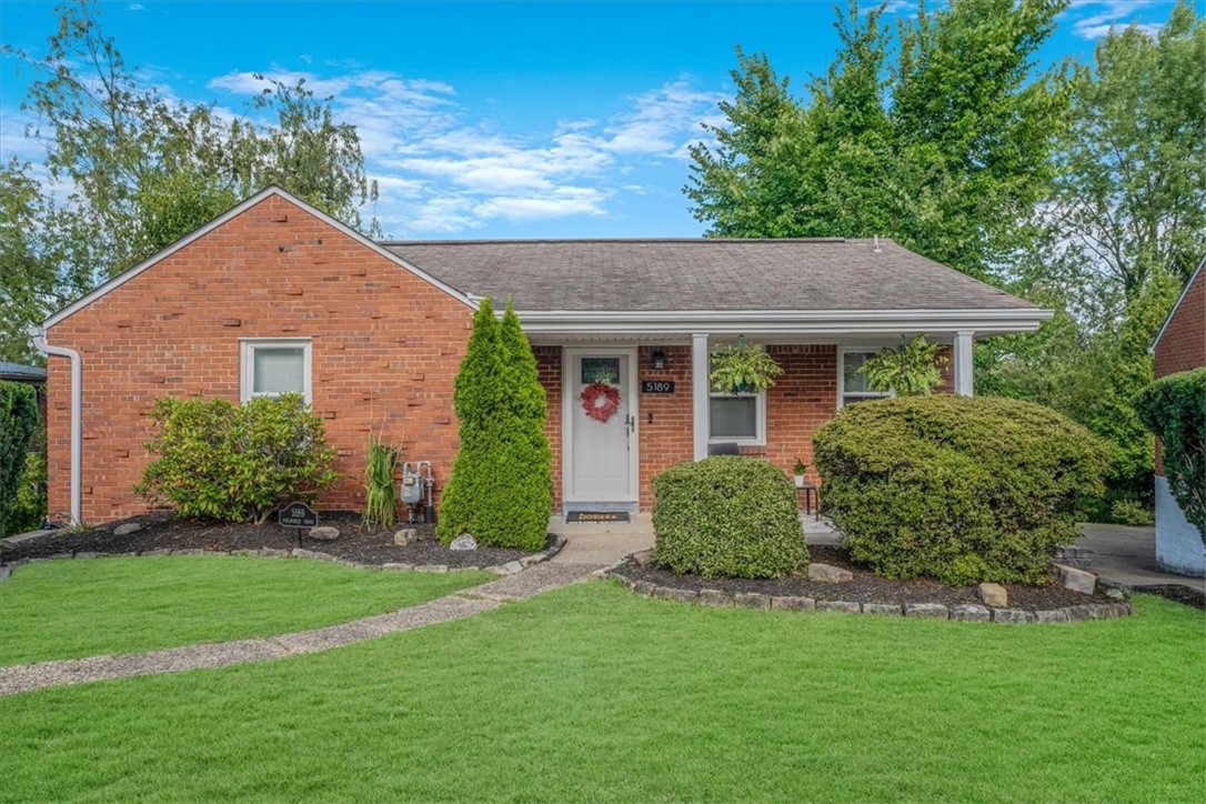 Fieldcrest Dr, Pittsburgh, PA 15236