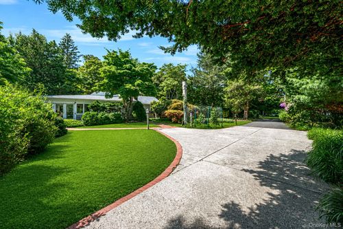 90 Locust Ln, Halesite, NY, 11743-1352 | Card Image