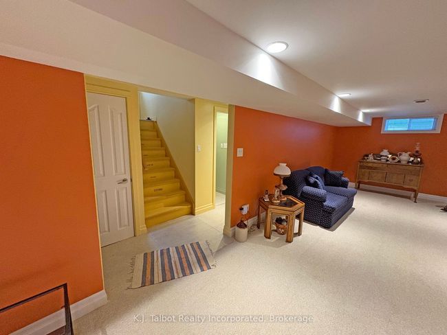 94 Montcalm St, House other with 2 bedrooms, 2 bathrooms and 6 parking in Goderich ON | Image 17