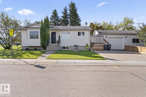 1401 9 St, Cold Lake, AB, T9M1J7 | Card Image