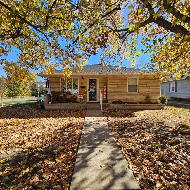 787 S Main St, House other with 3 bedrooms, 2 bathrooms and null parking in Linton IN | Image 8