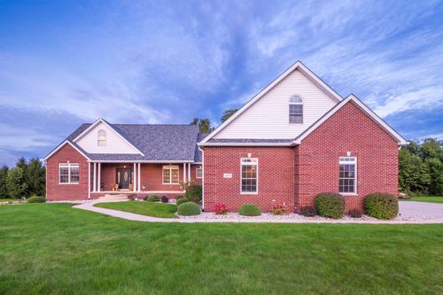 493 N 414 E, Valparaiso, IN, 46383 | Card Image