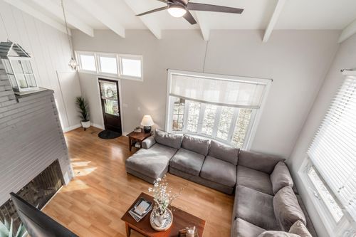 1545 Alar Ave, Reynoldsburg, OH, 43068-2601 | Card Image