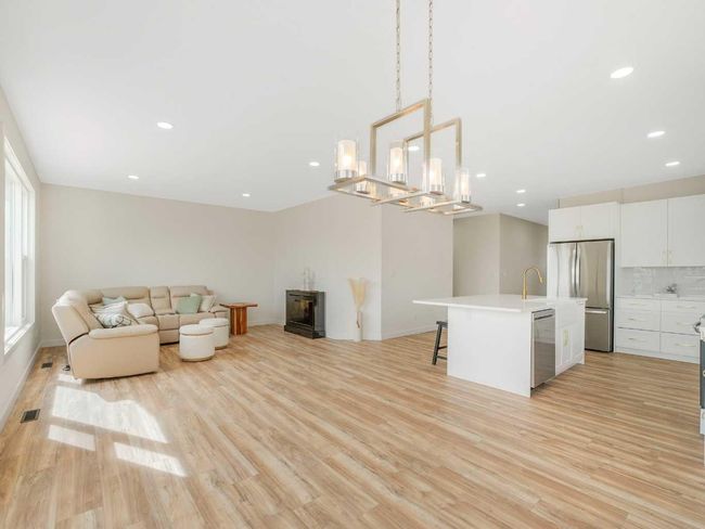 40 Erica Dr, House other with 3 bedrooms, 2 bathrooms and 2 parking in Lacombe AB | Image 16