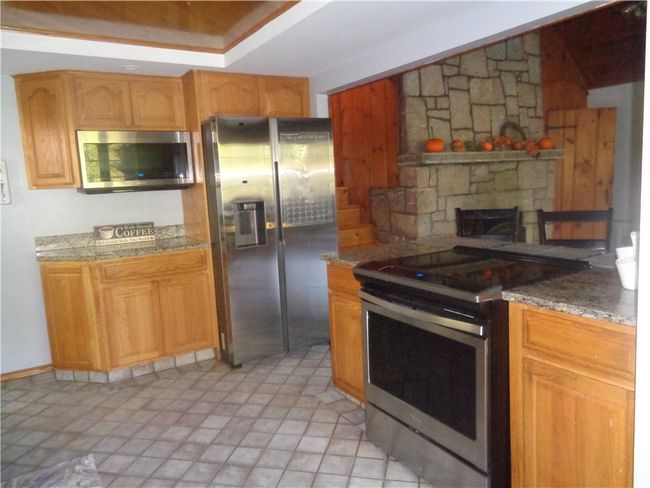 17 Pine Ln, House other with 3 bedrooms, 2 bathrooms and 6 parking in Johnston RI | Image 18
