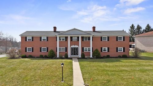 823 Red Oak Trl, Mansfield, OH, 44904-1851 | Card Image