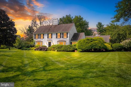 25 Arvida Dr, Pennington, NJ, 08534-2106 | Card Image