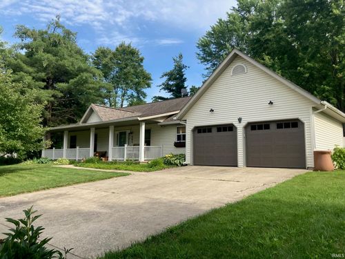 805 W Countryside Ln, Bloomington, IN, 47403-2904 | Card Image