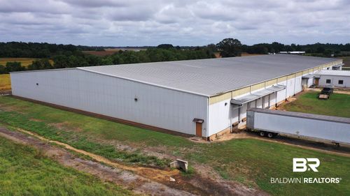 101 18th Ave, Atmore, AL, 36502-5625 | Card Image