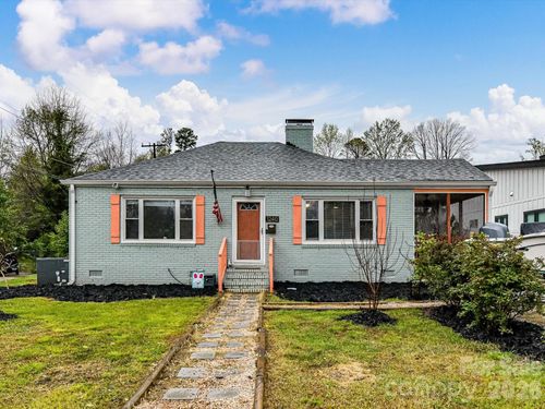 1240 Skyview Rd, Charlotte, NC, 28208-6251 | Card Image