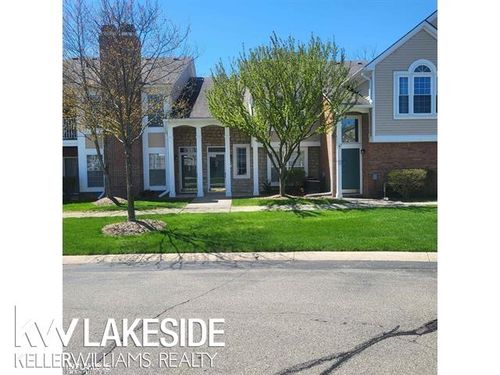 56429 Scotland Blvd, Shelby Township, MI, 48316-5042 | Card Image
