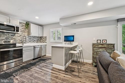 apt-403-3300 S 28th St, ALEXANDRIA, VA, 22302-1333 | Card Image