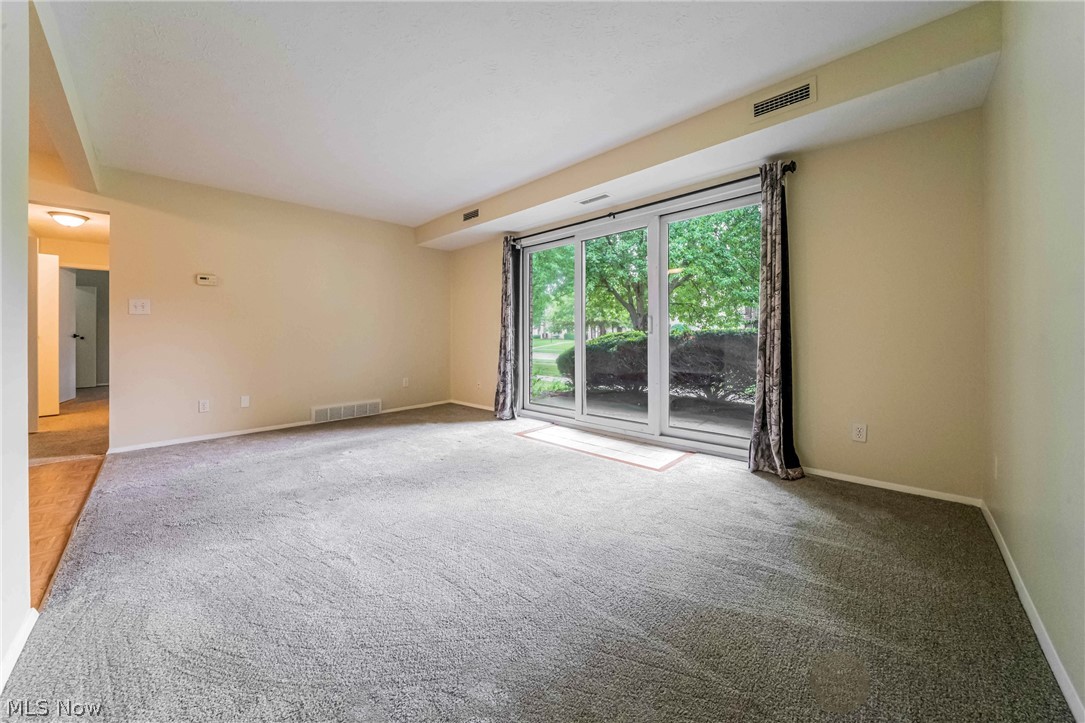 Residential in Middleburg Heights 4