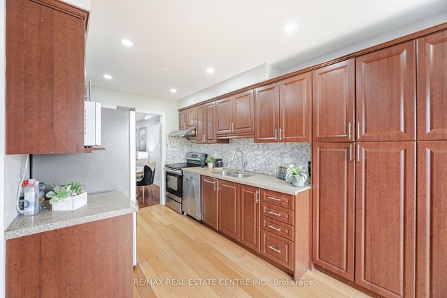 27 Woodsend Run, House attached with 3 bedrooms, 3 bathrooms and 2 parking in Brampton ON | Image 12