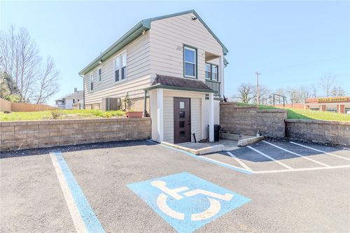 990 Greensburg Pike, East Pittsburgh, PA, 15112-1536 | Card Image