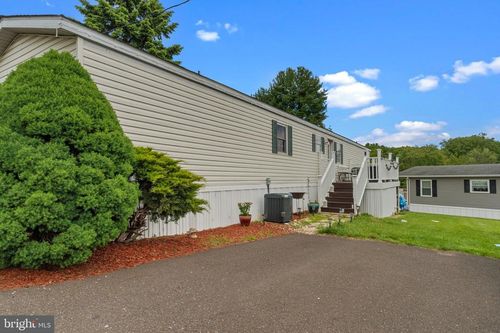 trlr-a1-2304 Brownsville Rd, FEASTERVILLE TREVOSE, PA, 19053-2451 | Card Image