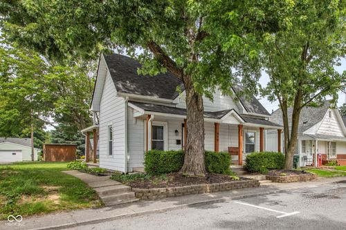 419 Oak St, Fortville, IN, 46040-1622 | Card Image