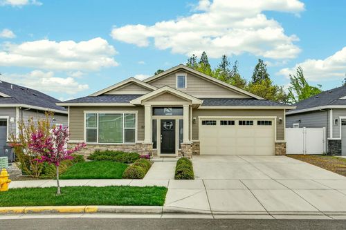 1175 Lindsey Ct, Central Point, OR, 97502-2076 | Card Image