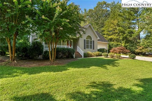 4617 Harbor View Ter, Morganton, NC, 28655-7522 | Card Image