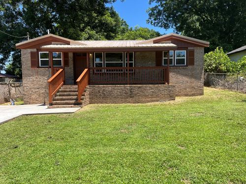 300 Hunt Circle, Manchester, GA, 31816 | Card Image
