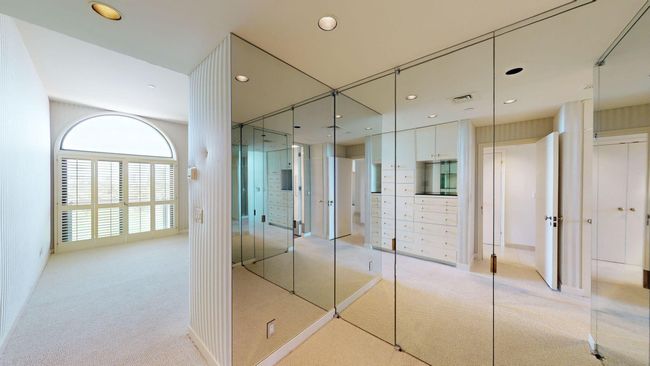 N - 2 N Breakers Row, Condo with 3 bedrooms, 5 bathrooms and null parking in Palm Beach FL | Image 27
