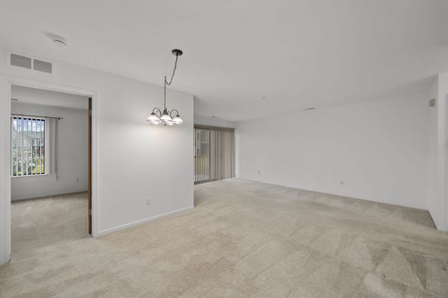 42565 Lilley Pointe Dr, Condo with 2 bedrooms, 2 bathrooms and null parking in Canton MI | Image 8