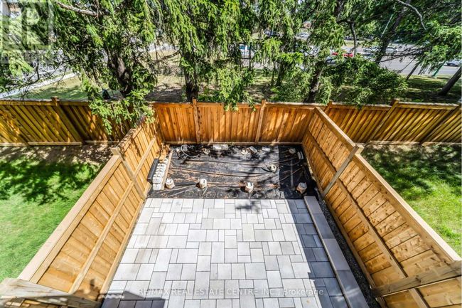 7 Briar Crt, Townhouse with 3 bedrooms, 4 bathrooms and 3 parking in Georgetown ON | Image 21