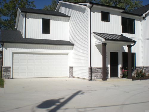 5960 N Clinton St, Fort Wayne, IN, 46825-4902 | Card Image