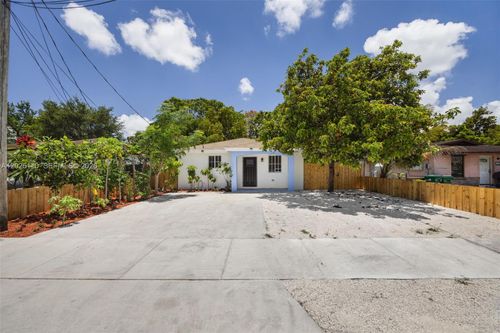 10204 Sw 173rd St, Miami, FL, 33157-4232 | Card Image