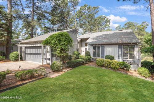 835 Saint Andrews Dr, Pinehurst, NC, 28374-9621 | Card Image