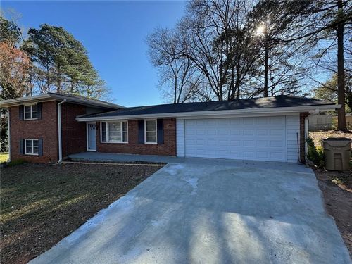 239 Andrea Cir Nw, Lilburn, GA, 30047-6119 | Card Image