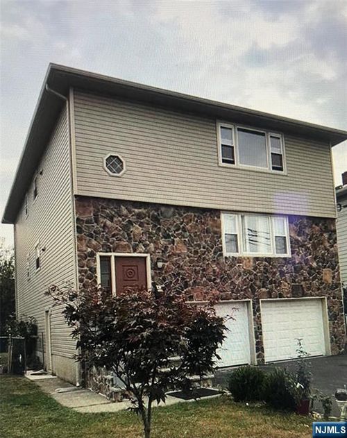 430 Sylvan St, Saddle Brook, NJ, 07663-6107 | Card Image