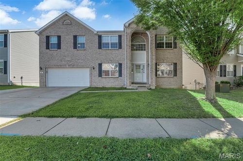 51 Fountainview Dr, Saint Charles, MO, 63303-3048 | Card Image