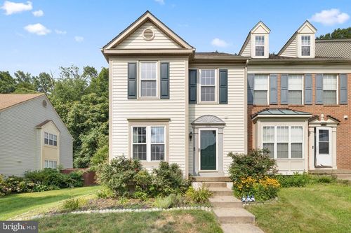 13054 Hunterbrook Dr, WOODBRIDGE, VA, 22192-2468 | Card Image