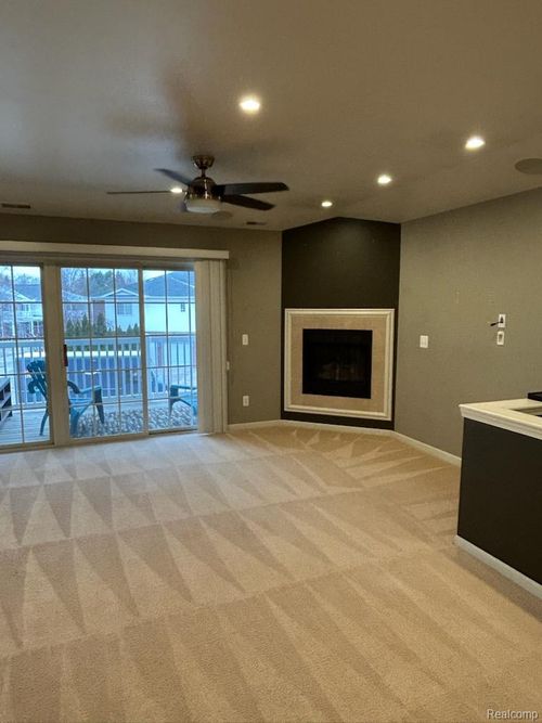 14574 Moravian Manor Cir, Sterling Heights, MI, 48312-5799 | Card Image