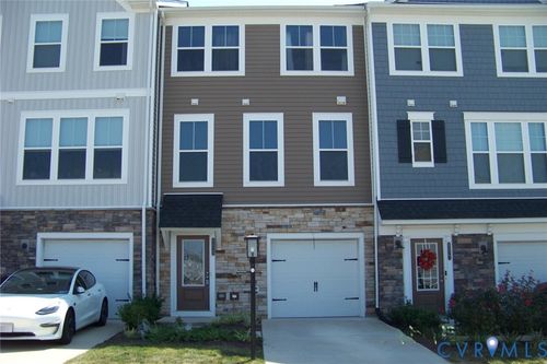 8829 Foxway Ridge Ln, Glen Allen, VA, 23060-4036 | Card Image